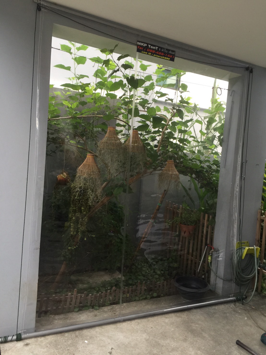 ผ้าใบชักรอกใส ขนาด 2 m x 5 m (ไม่รวมเสาเหล็กค้ำยัน) ผ้าใบสีใส โปร่งใส ผ้าใบกันสาดแบบใส ผ้าใบกันฝนโปร่งใส ผ้าใบม้วนกันฝนแบบใส ผ้าใบม้วนกันแดดสีใส clear ใส