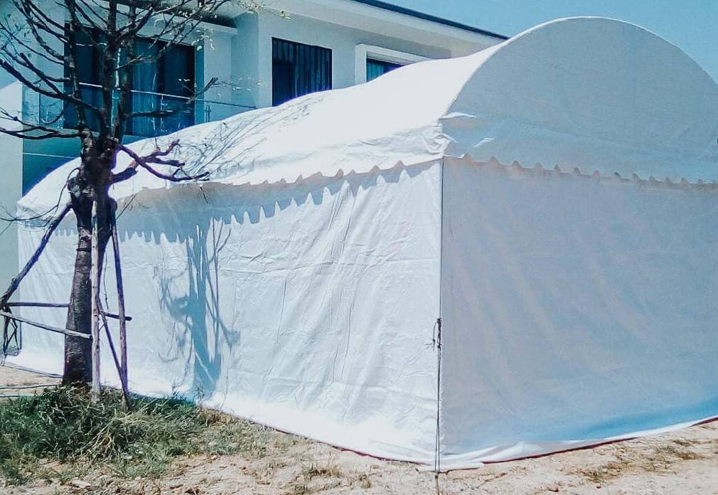 เต็นท์โกดังเก็บสินค้า กว้าง 12 เมตร ยาว 22 เมตร สูง 2.5 เมตร มีผ้าใบปิดล้อม 4 ด้าน เต็นท์ทรงโค้ง เต็นท์อุตสาหกรรม เต็นท์โรงงานเก็บสินค้า เต็นท์โกดังเช่าเก็บสินค้า เต็นท์โรงงานเก็บสินค้า