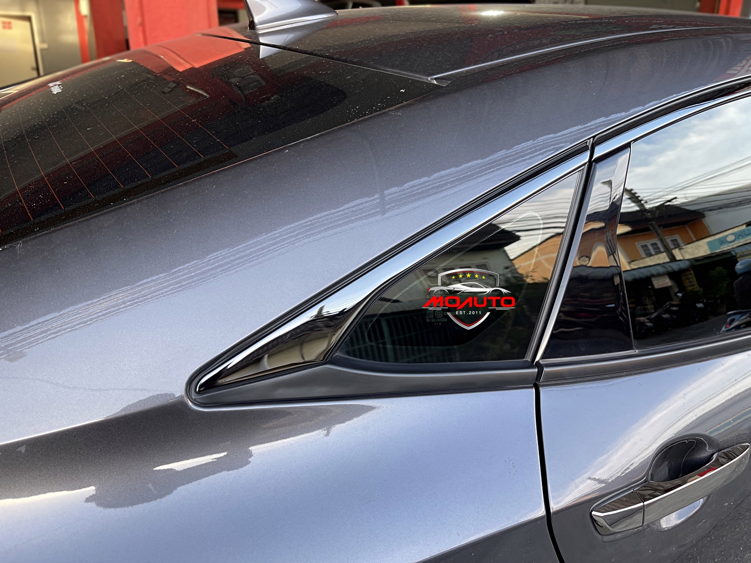 ขอบหน้าต่างบนสแตนเลทดำเงา 6 ชิ้น CIVIC FC 2016-2021