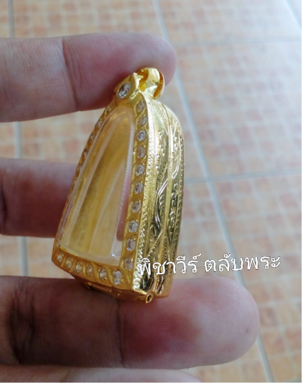 ตลับเงินฝังพลอยขาว ชุบไมครอน