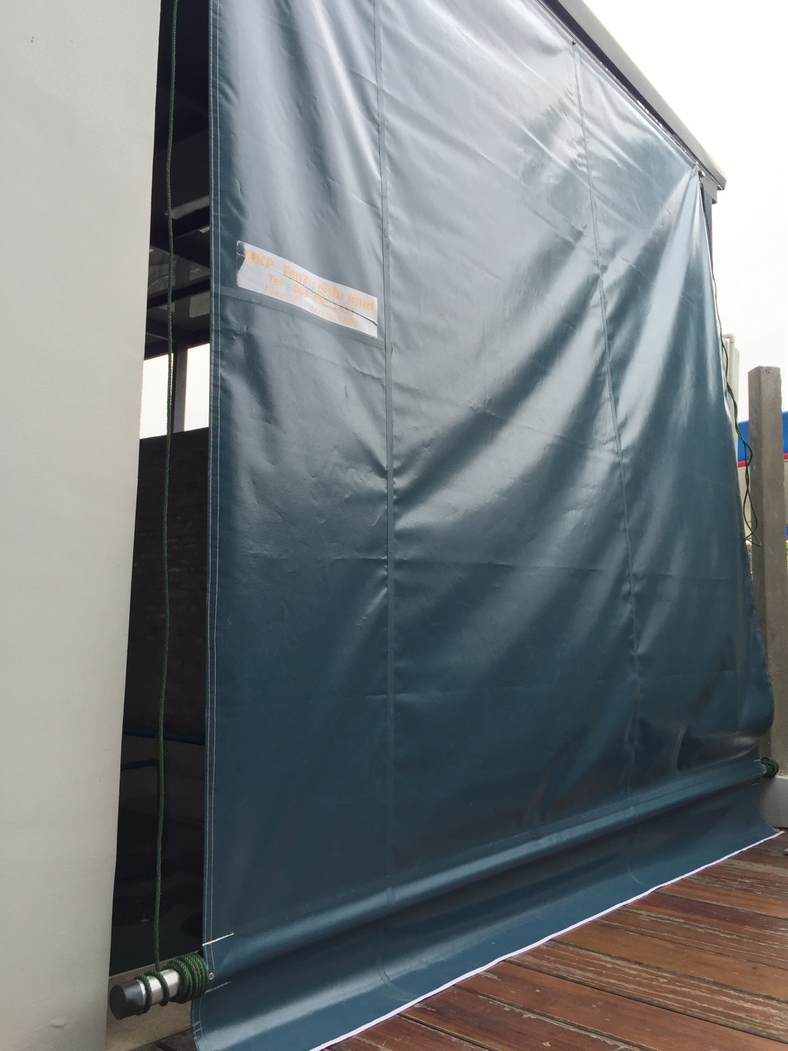 MKP TenT ผ้าใบชักรอก ขนาด กว้าง 2.5m สูง 4m (ไม่รวมเสาค้ำยัน) ผ้าใบกันสาด ผ้าใบกันฝน ผ้าใบม้วนกันฝน ผ้าใบม้วนกันแดด มีทุกสี ขาว แดง ดำ ชมพู น้ำเงิน ฟ้า เขียว ม่วง ครีม น้ำตาล 2.5m x 4m