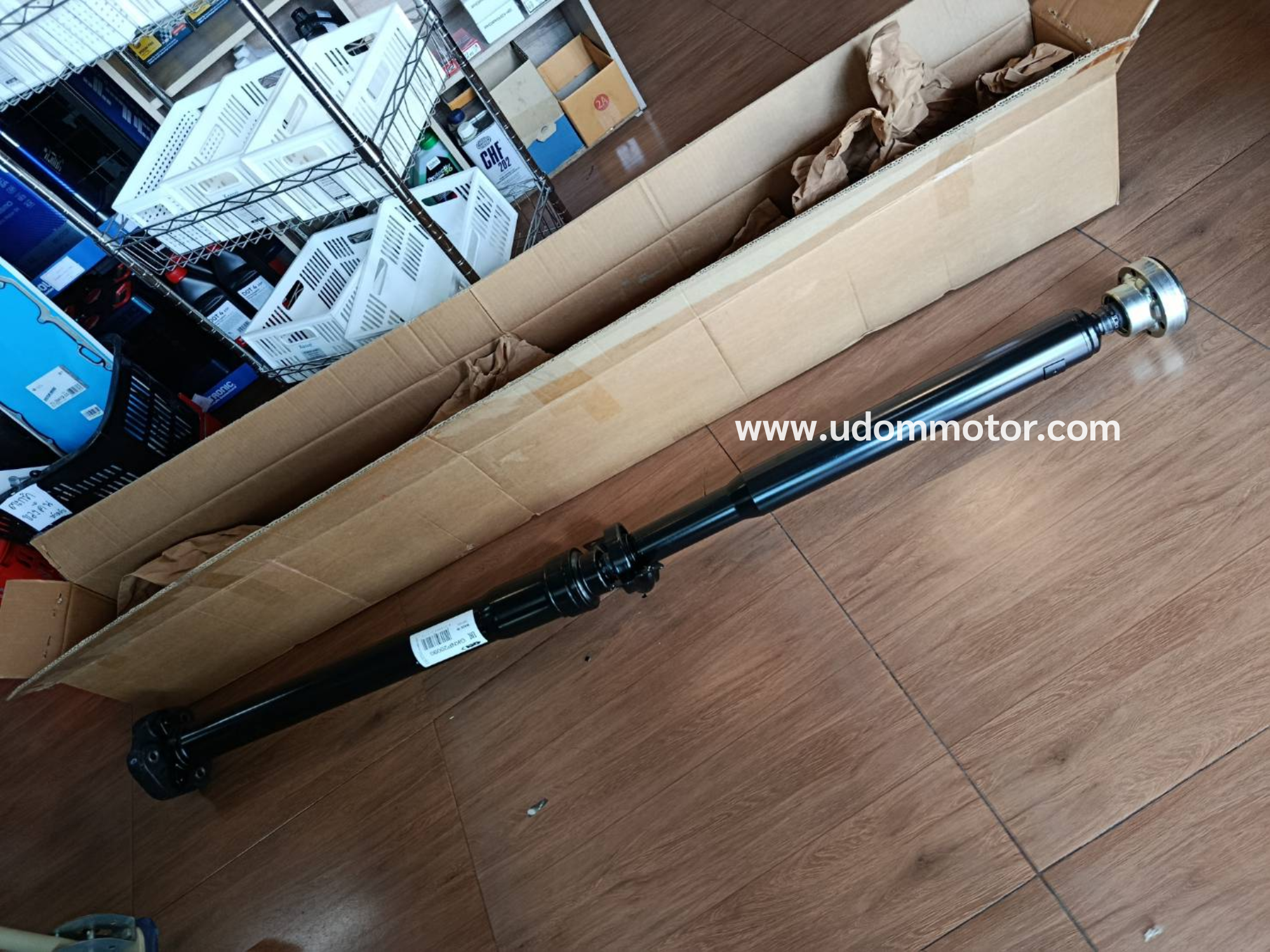 Porsche Panamera เพลากลาง สำหรับ ปอร์เช่ พานาเมร่า Made in Germany / 97042101102