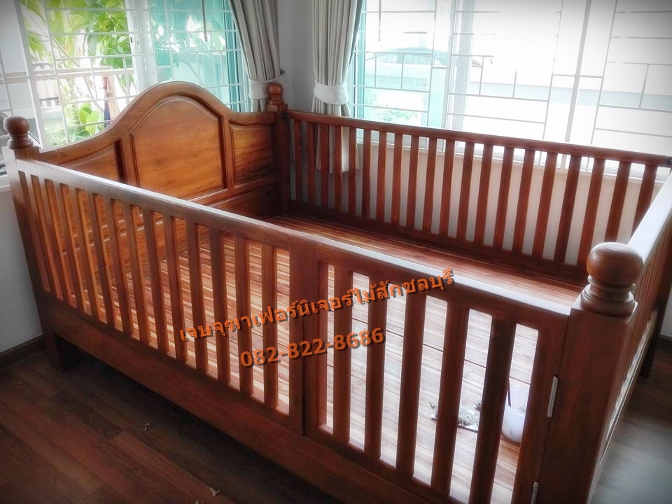 เตียงเด็กไม้สัก ขนาด5ฟุต (ถอดราวกั้นออกได้)