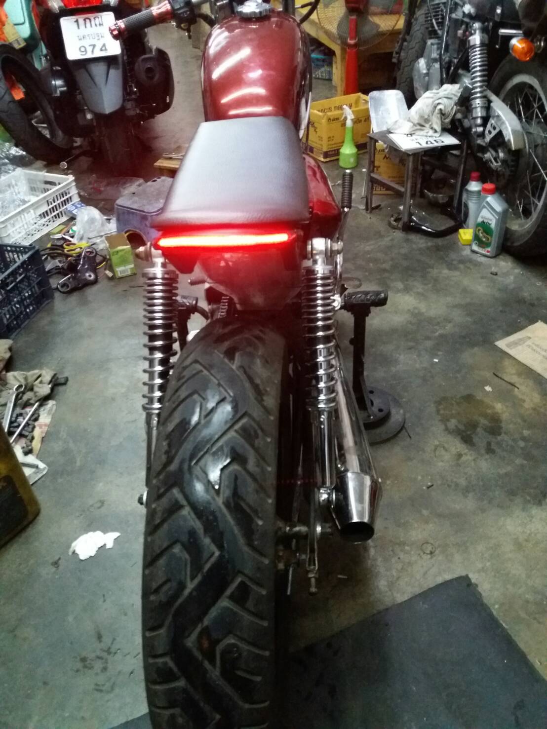 ไฟท้าย LED มีไฟเลี้ยว