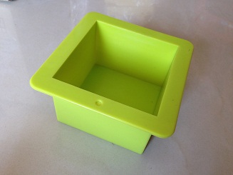 เเม่พิมพ์สบู่ รูปสี่เหลี่ยมจัตุรัส 500g 002503