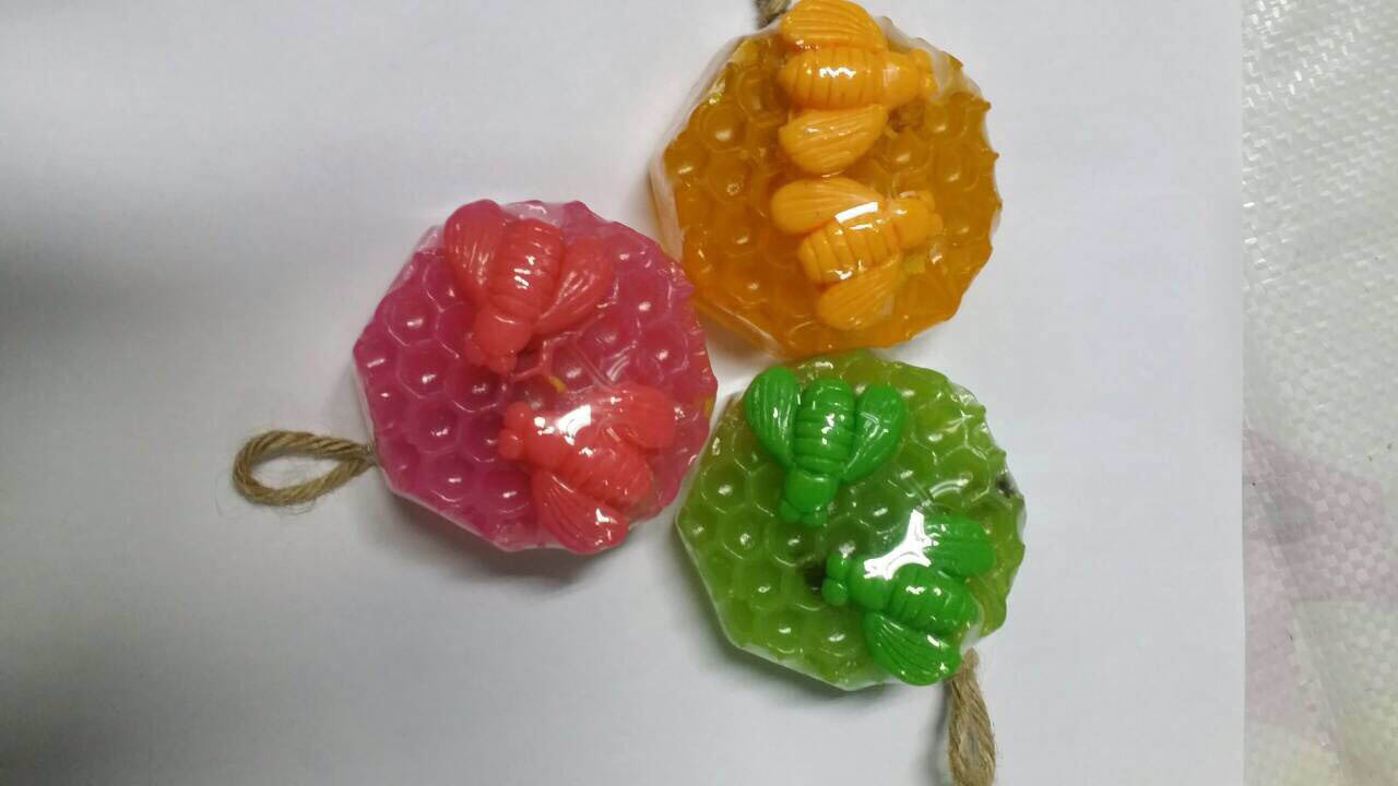 แม่พิมพ์ซิลิโคน ผึ้ง2ตัว 100g