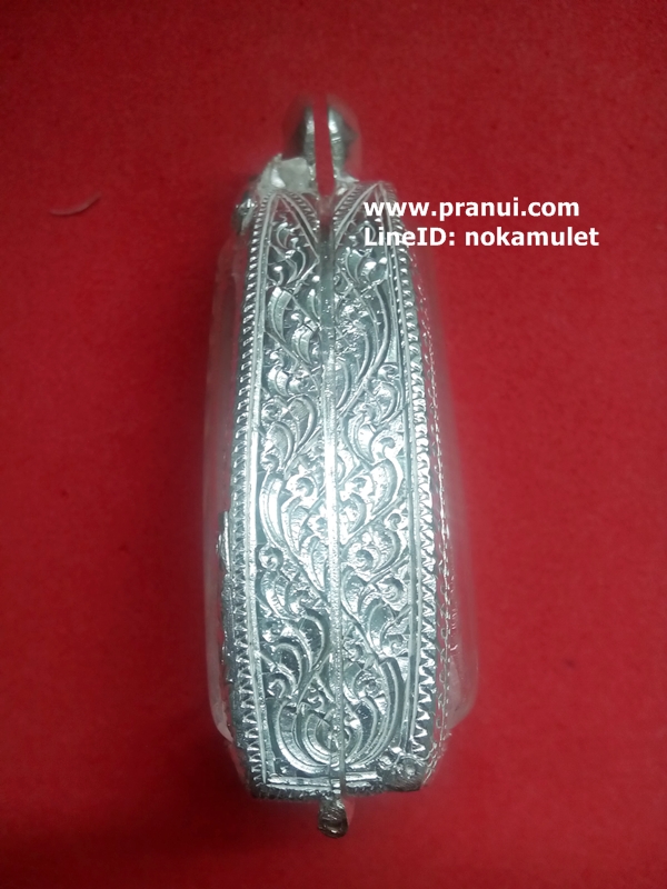 ตลับเงินแกะลายใส่ ลป.ทวด เตารีด