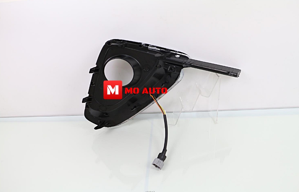 ไฟเดย์ไลท์กันชนหน้า New Fortuner