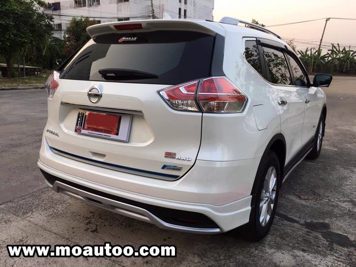 ชุดแต่งสเกิร์ตรอบคัน R&R X-trail