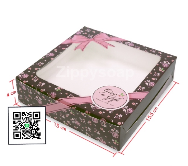 กล่องลายดอกไม้มีโบว์ โชว์สินค้า 15 x 15.5 x 4 cm 60 ชิ้น 004955