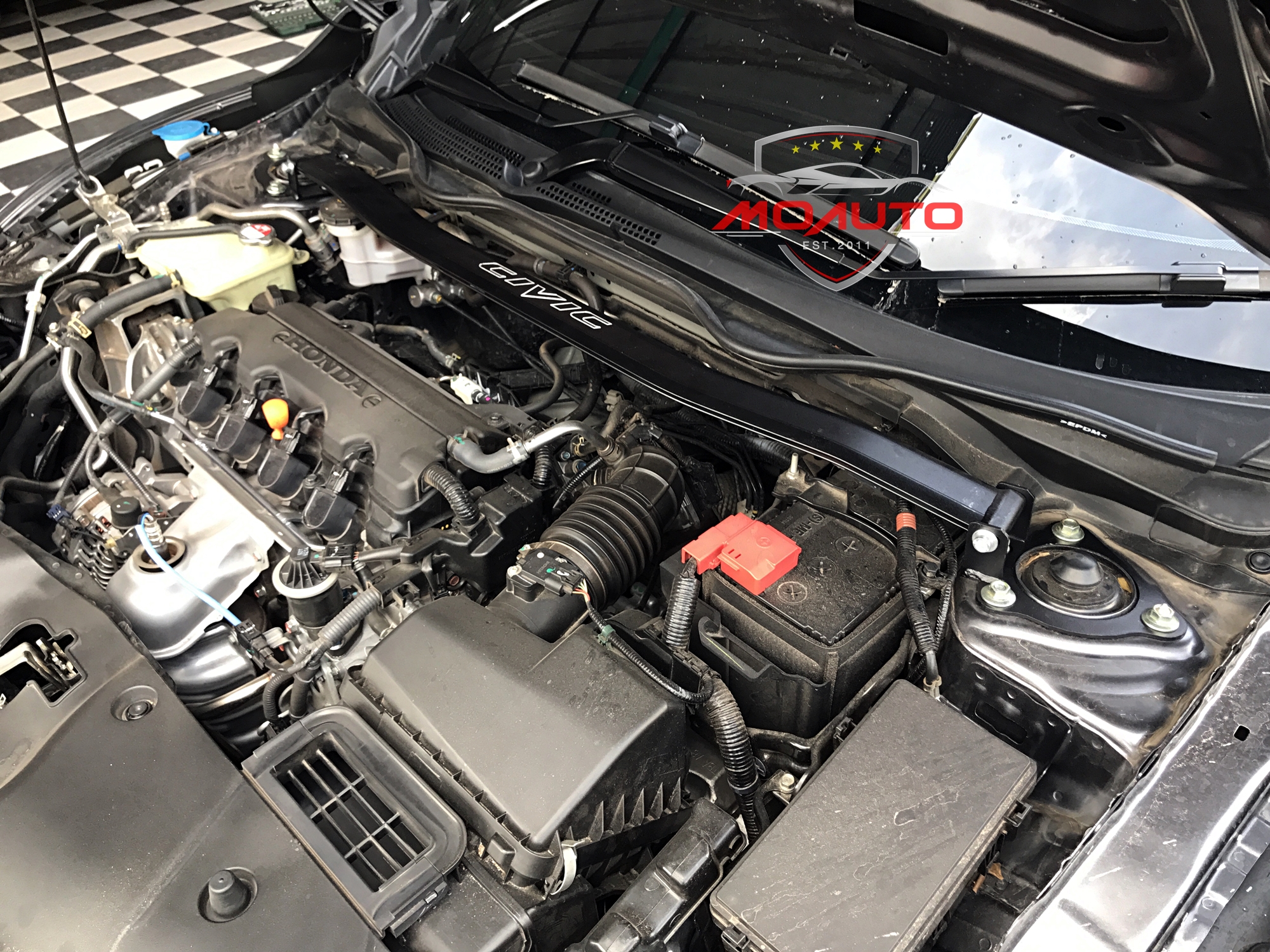 ค้ำโช้คหน้าดำด้าน CIVIC FC/FK