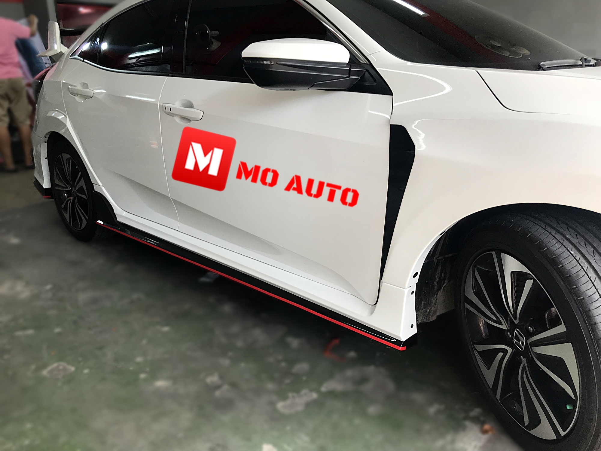 ชุดแต่ง TYPE-R CIVIC FK Hatchback แบบสวมทับ