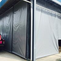 ผ้าใบชักรอก กว้าง2เมตร สูง1เมตร ทุกแบบ ทุกสี (ไม่รวมเสาค้ำ) ผ้าใบกันสาด ผ้าใบกันฝน ผ้าใบม้วนกันฝน ผ้าใบม้วนกันแดด ผ้าใบหน้าร้าน มีทุกสี 2m x 1m