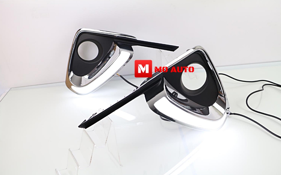 ไฟเดย์ไลท์กันชนหน้า New Fortuner