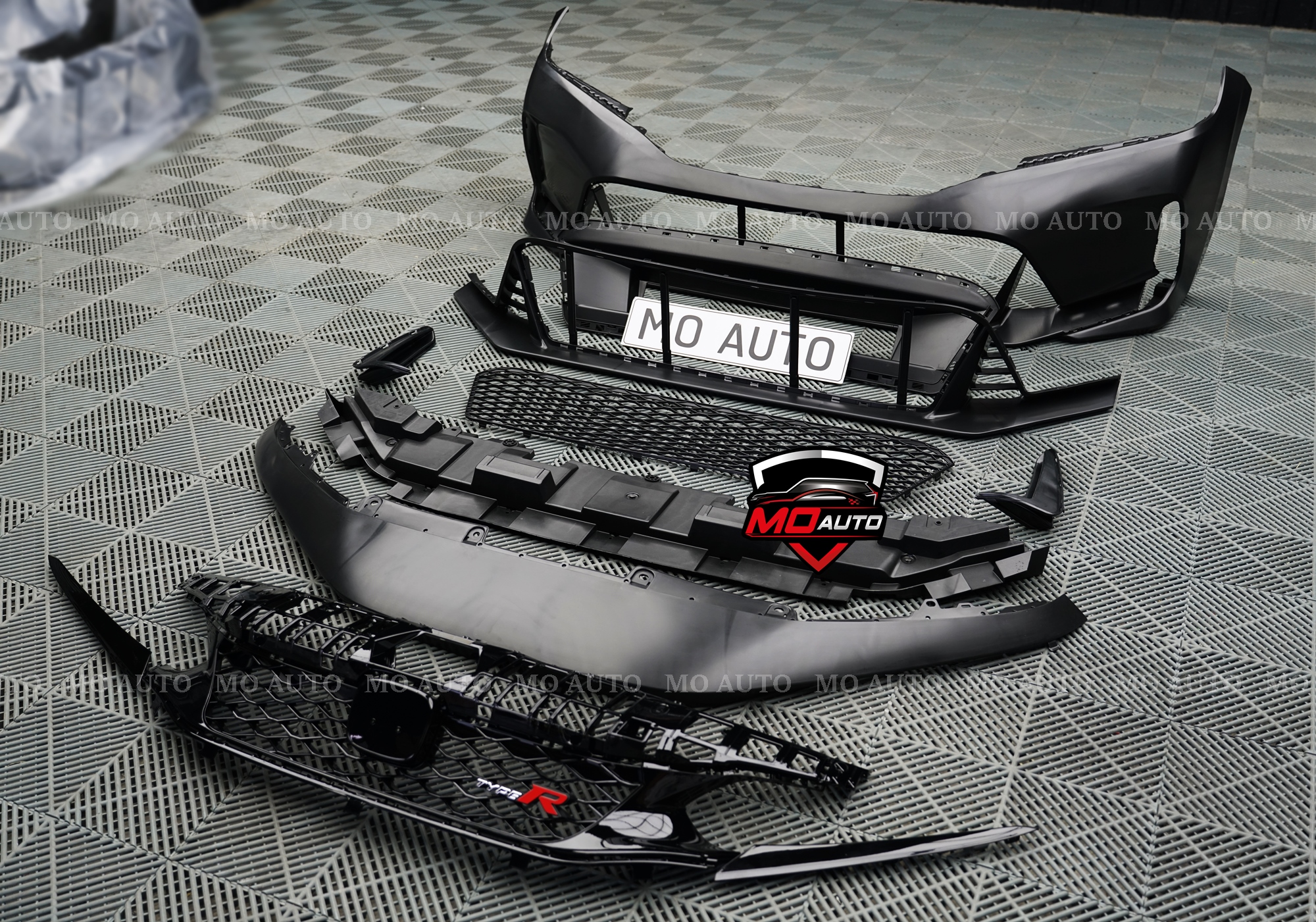 ชุดแต่งกันชนหน้า ทรง TYPE-R สำหรับ CIVIC FE