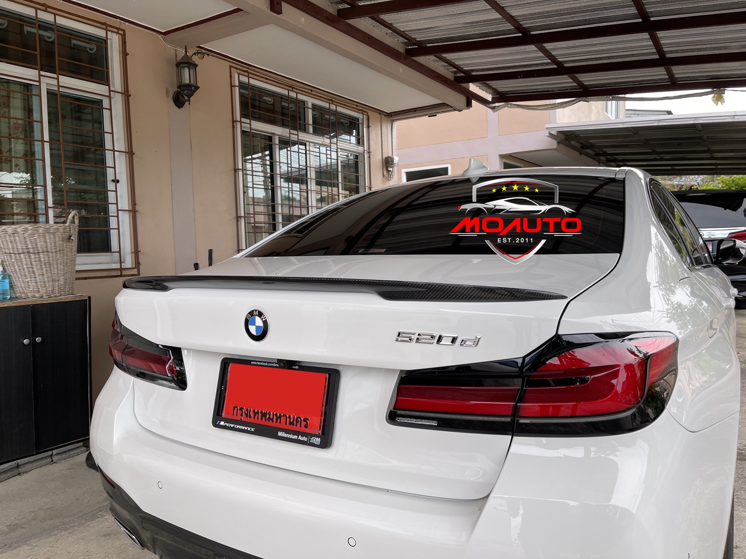 สปอยเลอร์ฝากระโปรงท้าย BMW G30 Carbon ทรง M Performance