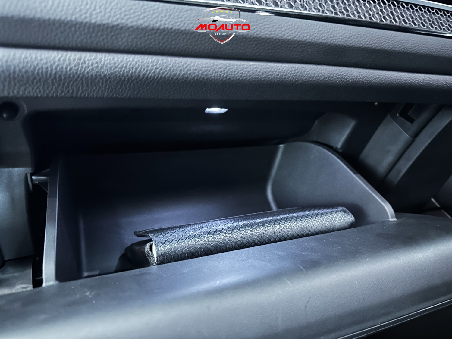 ไฟช่องช่องเก็บของเก๊ะหน้าแท้ CIVIC FE