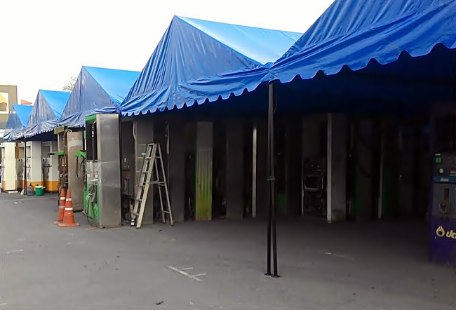 เต็นท์จั่ว ขนาด กว้าง2เมตร x ยาว4เมตร x สูง2.5เมตร เต็นท์เช่า เต็นท์ผ้าใบทรงจั่ว เต็นท์ทรงจั่ว เต็นท์จอดรถ เต็นท์จัดงาน เต็นท์งานวัด เต็นท์วัด