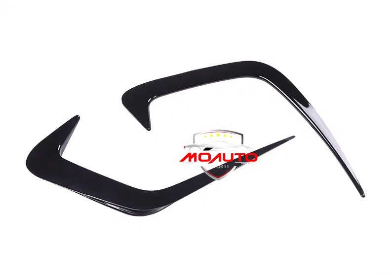 คิ้วกันชนหลัง BMW G20