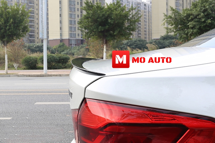 สปอยเลอร์ฝากระโปรงท้าย BMW G30 Carbon ทรง M5