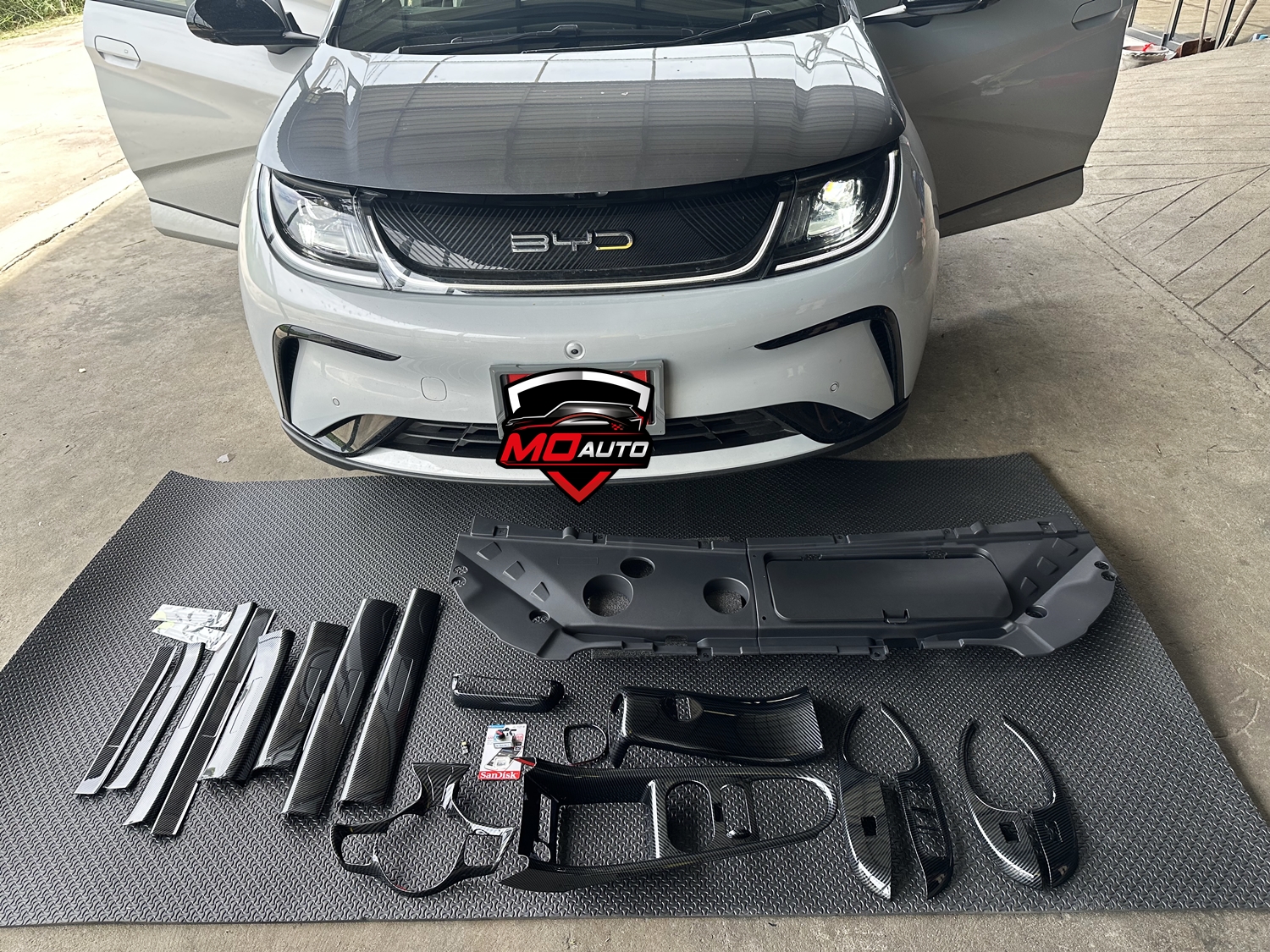 สคับเพลทภายนอก ภายใน คาร์บอน BYD DOLPHIN