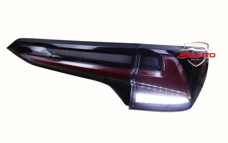 โคมไฟท้าย ทรง Lexus Style New Fortuner 2016-2021