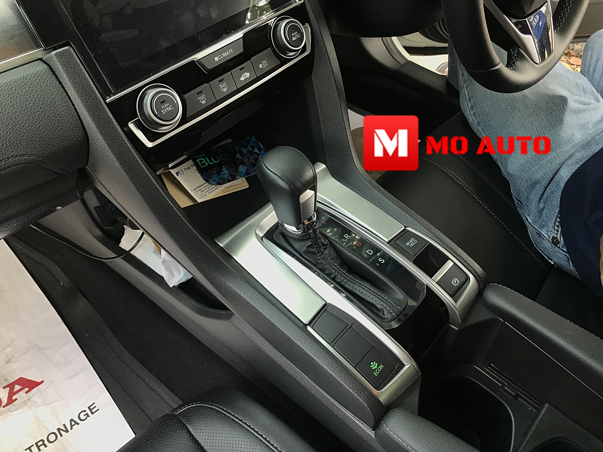 ครอบเกียร์ CIVIC FC/FK