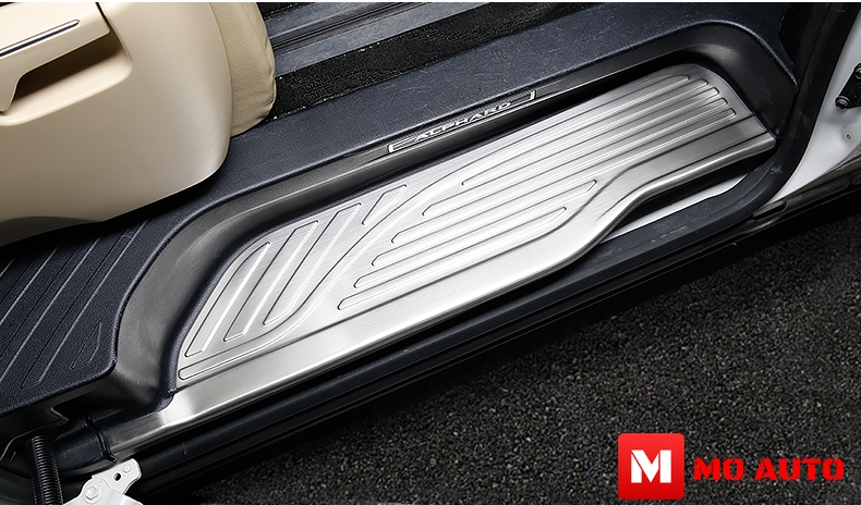 เพลทกันรอยเท้าชายประตู 8 ชิ้น ALPHARD / VELLFIRE MC