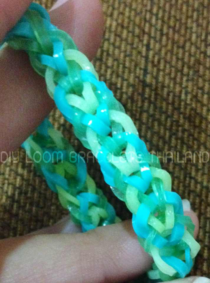 ยางถัก 100%Silicone loom band สีเขียวนีออน 600 เส้น ( # 6 )