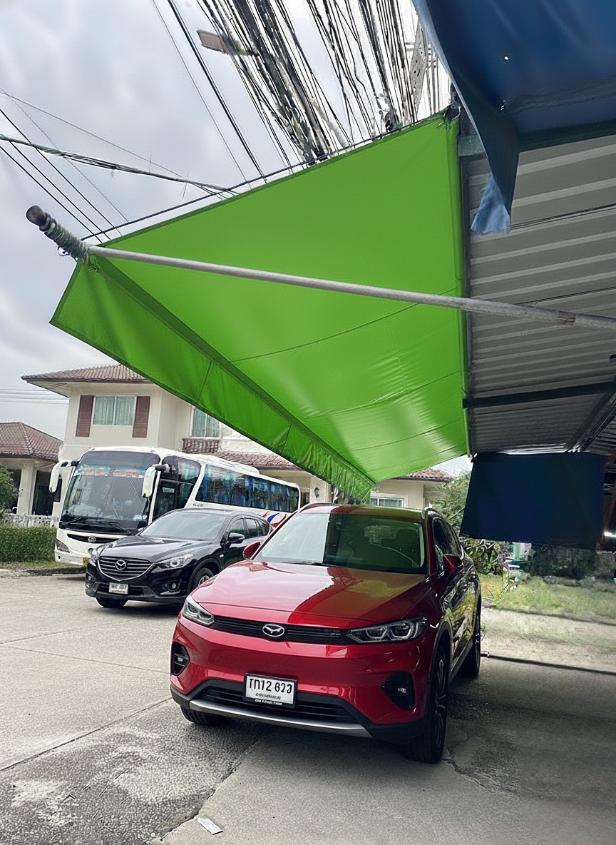 MKP TenT ผ้าใบชักรอก ขนาด กว้าง 2m สูง 2.5m (ไม่รวมเสาค้ำ) ผ้าใบกันสาด ผ้าใบกันฝน ผ้าใบม้วนกันฝน ผ้าใบม้วนกันแดด มีทุกสี 2m x 2.5m