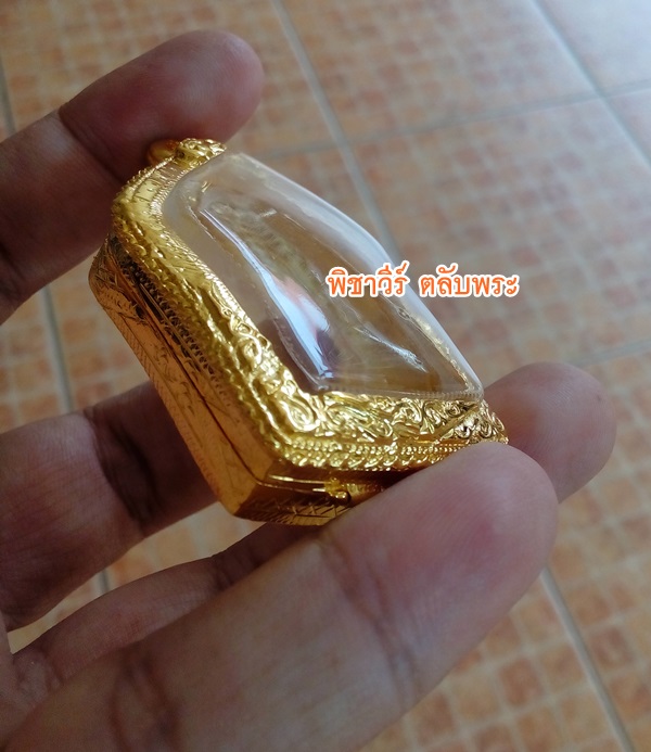 ตลับเงินแกะลายใส่ขุนแผนเข้ารูป ชุบไมครอน