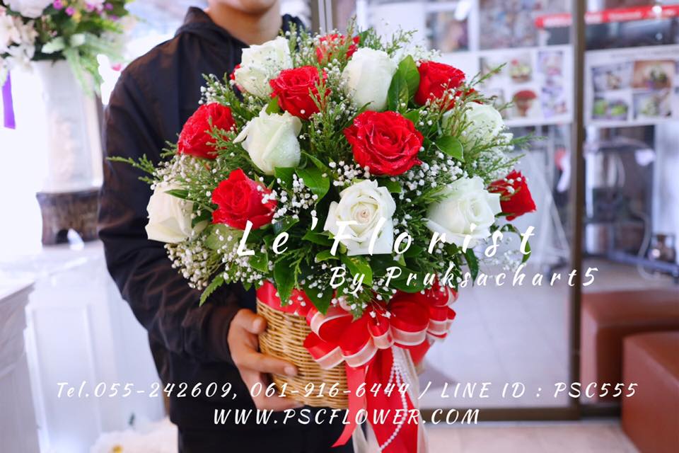 ตระกร้ากุหลาบนอก 25 ดอก