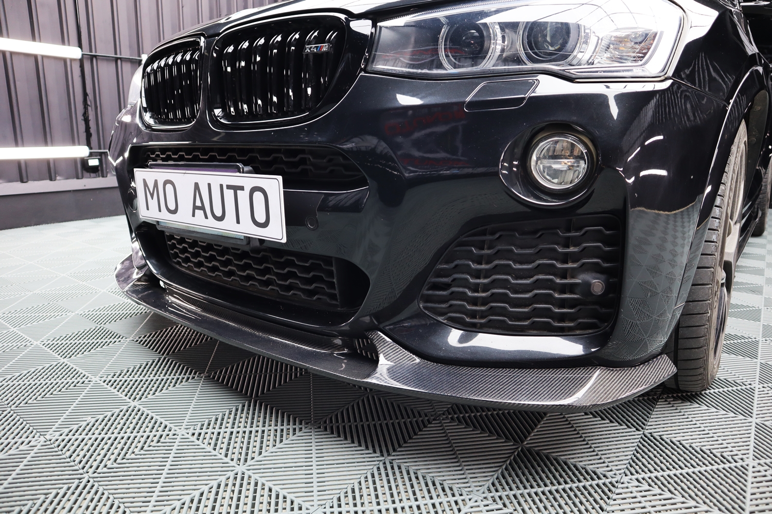 ลิ้นหน้าเพียวคาร์บอน ทรง MP X3 X4 ( F25 F26 )