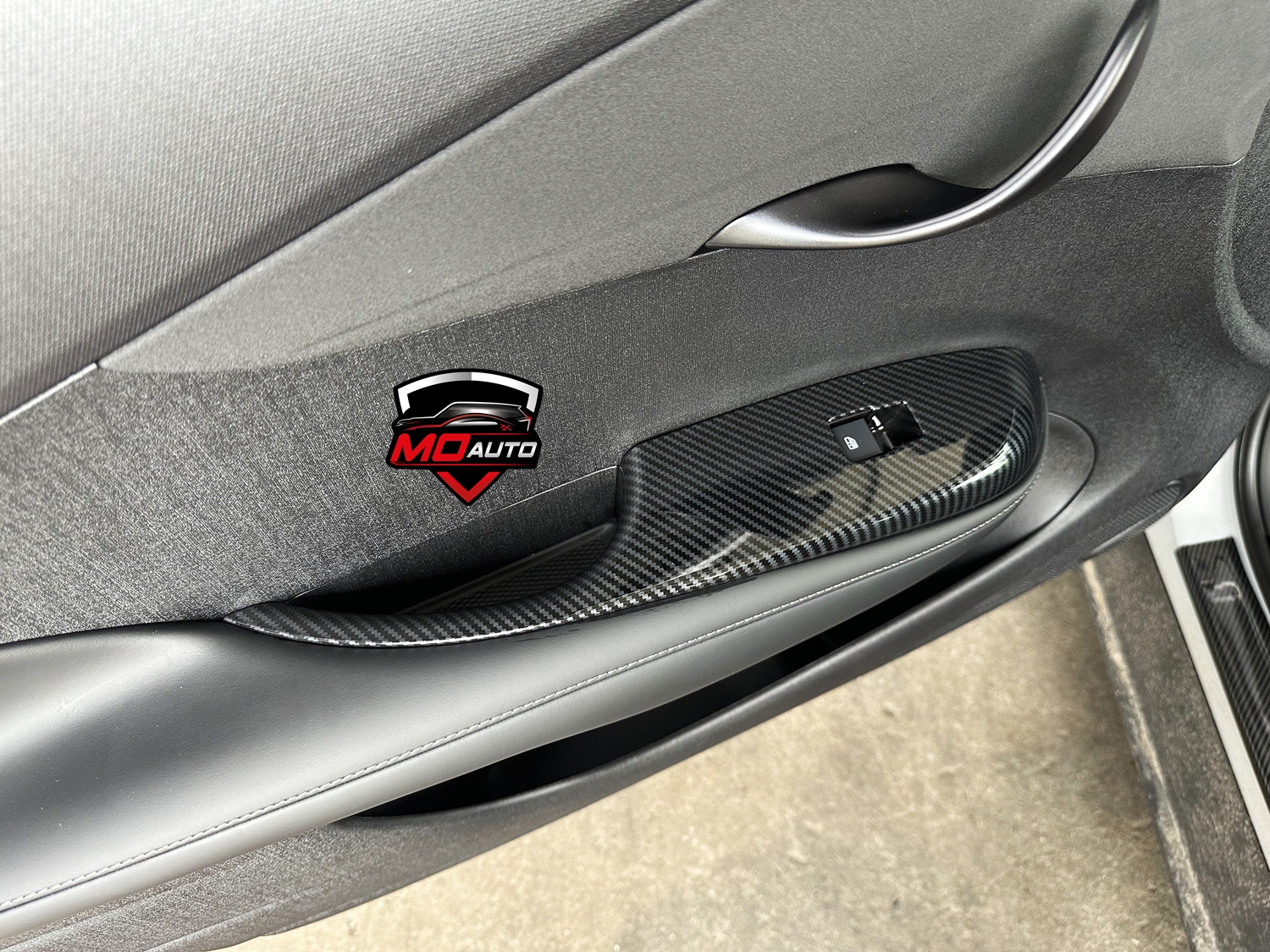 ครอบคาร์บอนภายในห้องโดยสาร BYD DOLPHIN