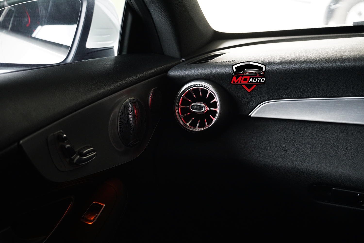 ไฟช่องแอร์ AMBIENT LIGHT AIR VENT - W205