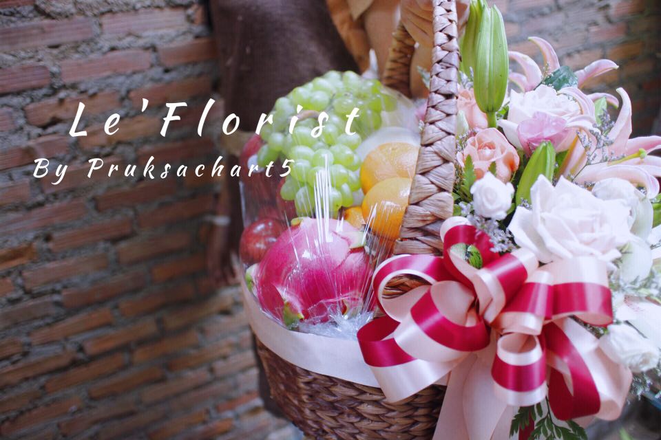 T16 Fruit+Flower in basket