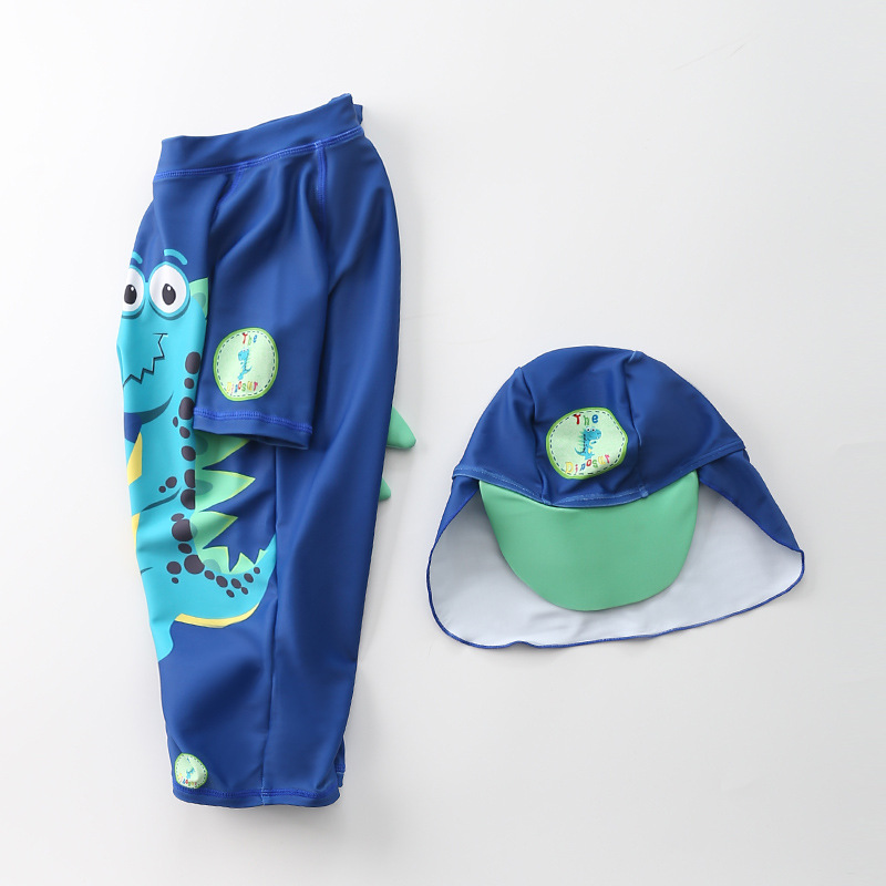 ชุดว่ายน้ำ พร้อมหมวก ลายไดโนเสาร์ สีน้ำเงิน ไซส์ M