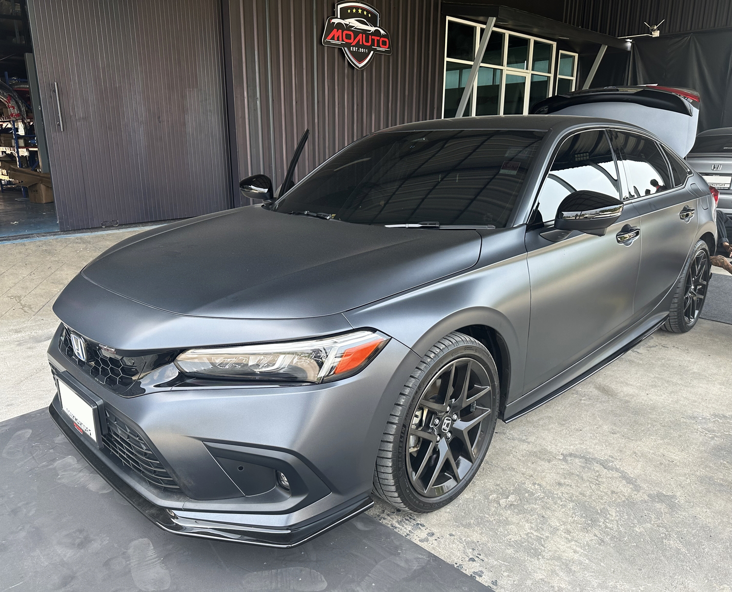 ลิ้นข้างดำเงา CIVIC FE