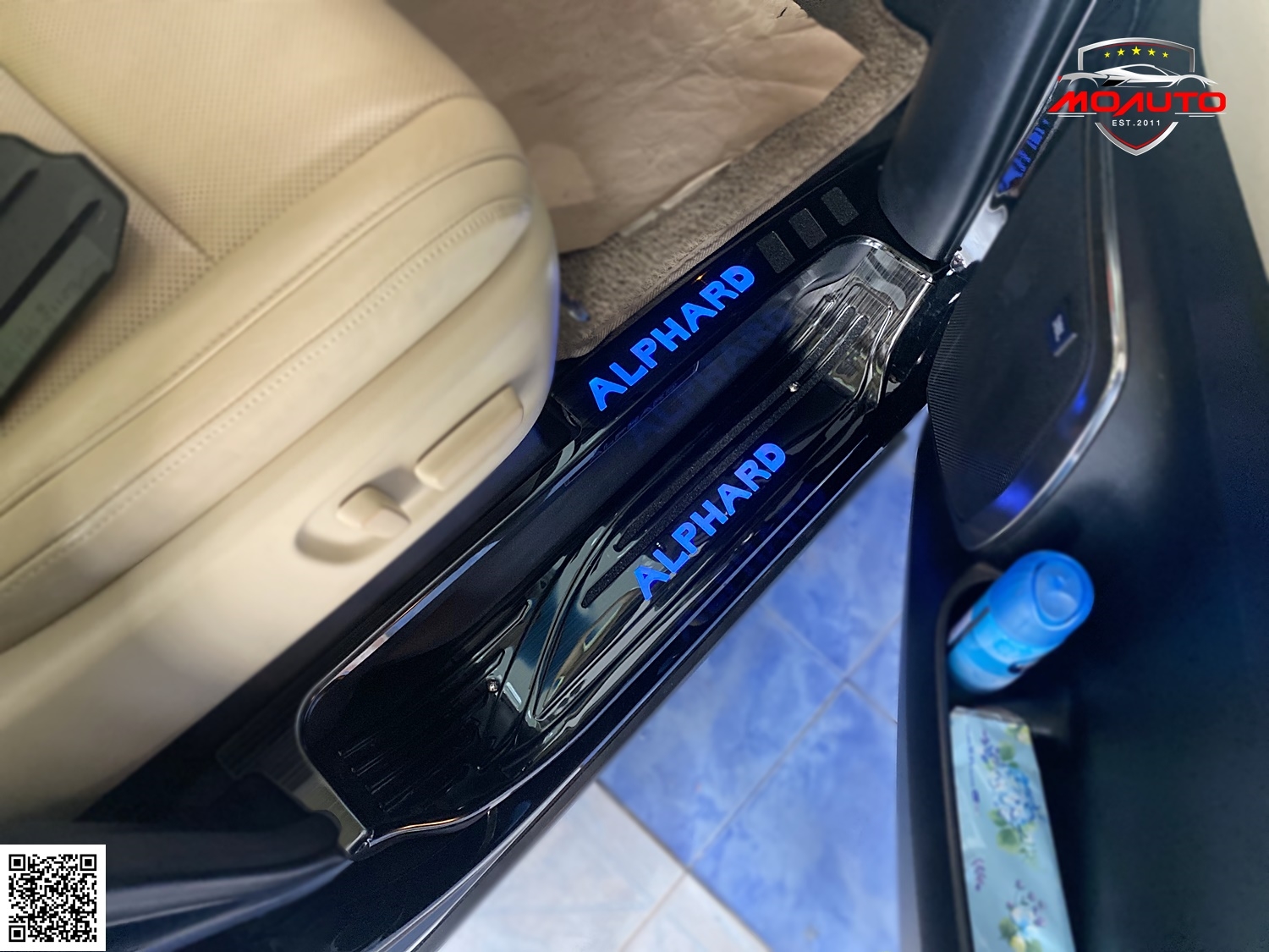 สคับเพลทกันรอยเท้า LED 8 ชิ้น ALPHARD / VELLFIRE MC