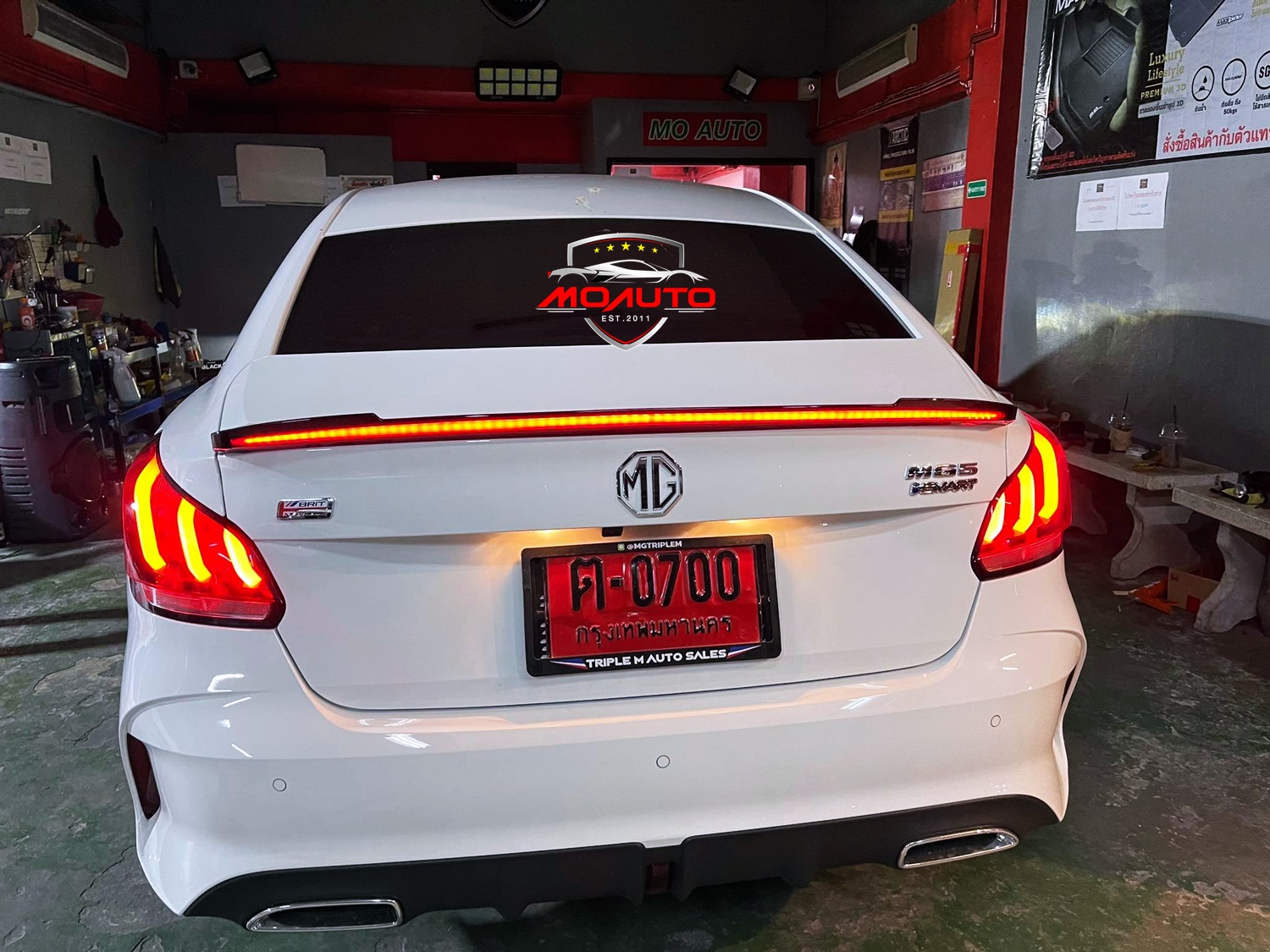 สปอยเลอร์ฝากระโปรงท้าย LED MG5 2021-2023