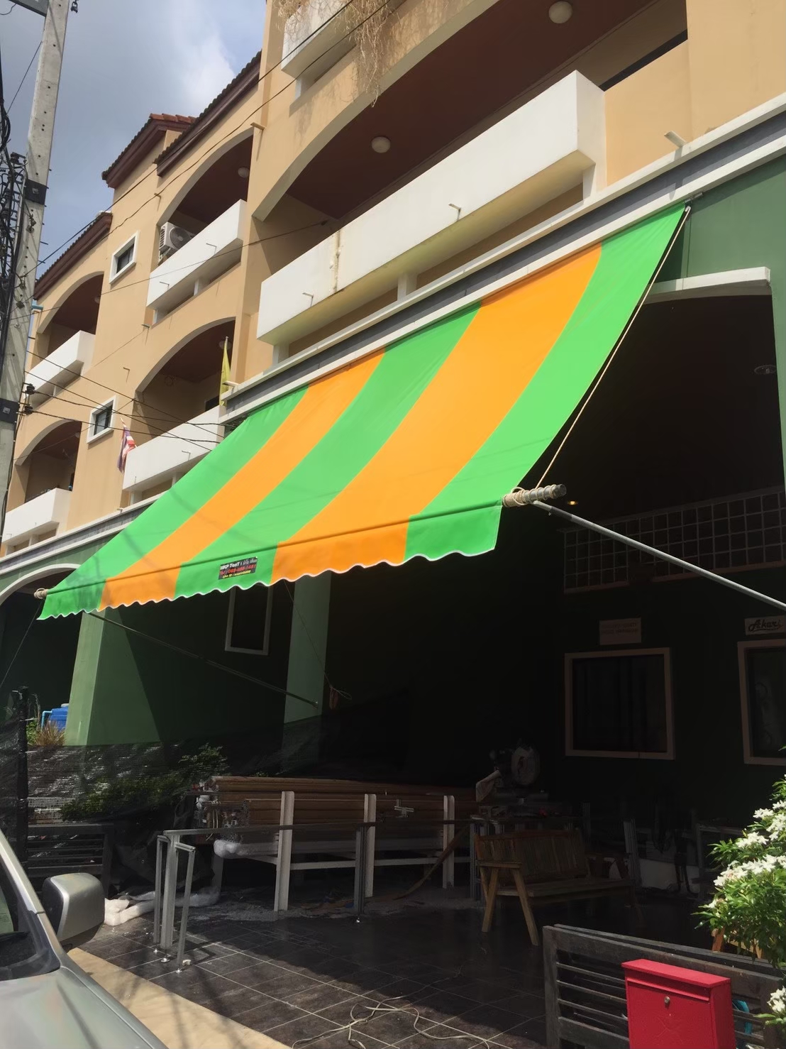 ผ้าใบชักรอก กว้าง 6เมตร สูง 5มตร (ไม่รวมเสาค้ำ) กันสาดผ้าใบ ชักรอกผ้าใบ ผ้าใบม้วนขึ้นลง ผ้าใบม้วนเก็บได้ ผ้าใบตลาดนัด มีทุกสี 6m x 5m