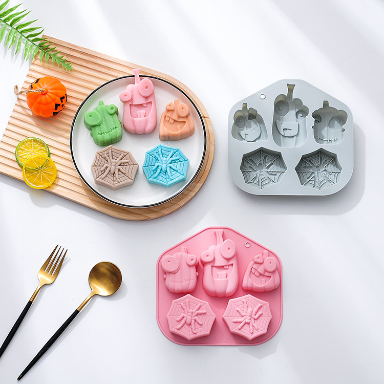 แม่พิมพ์ซิลิโคน ฮาโลวีน 6 ช่อง 55-95g คละแบบ 005218