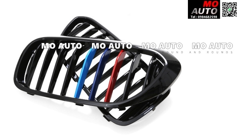 กระจังหน้า BMW G30 ทรง M Performance พร้อมแถบสี ///