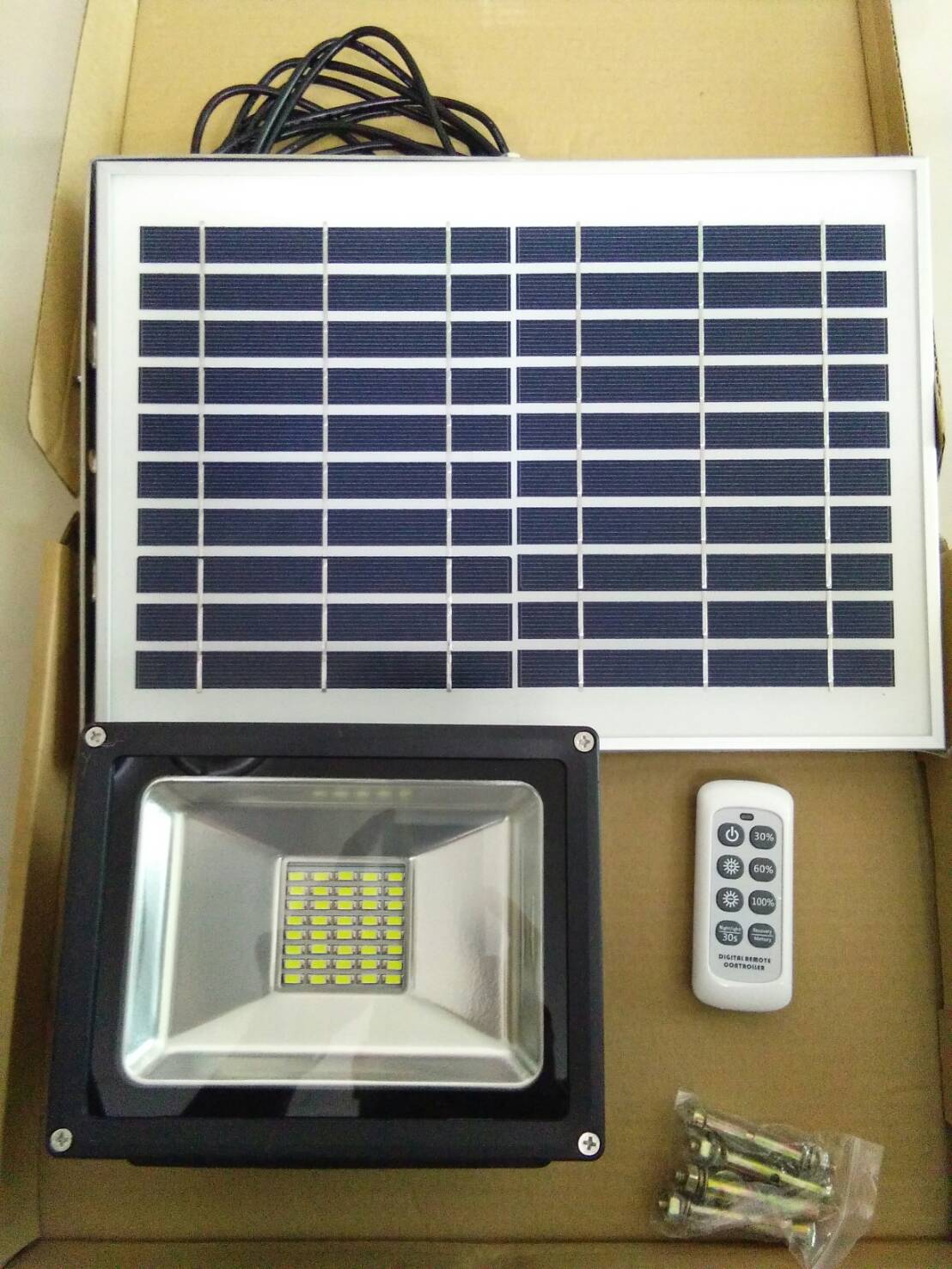 Flood Light Model: SL-380C (Type: All in one)