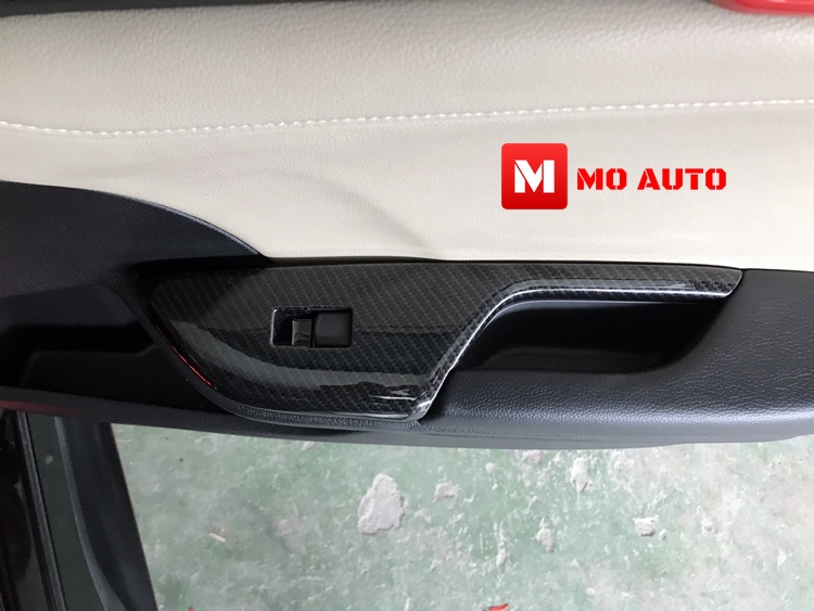 ครอบแผงสวิทช์กระจก Carbon 3M CIVIC FC / FK 2016-2021