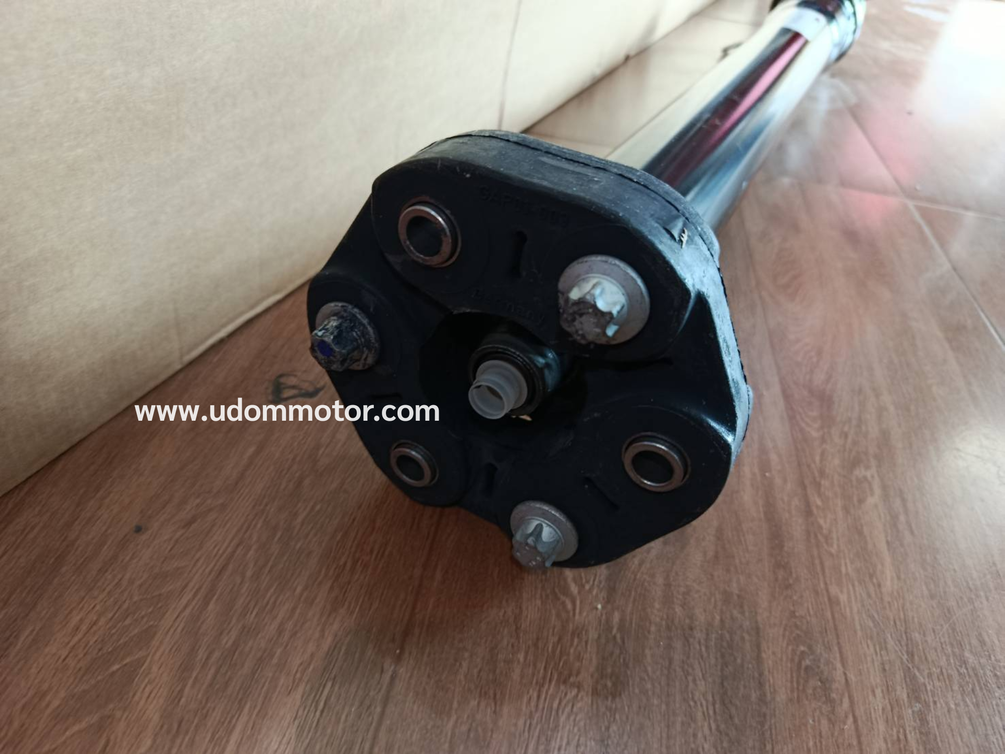 Porsche Panamera เพลากลาง สำหรับ ปอร์เช่ พานาเมร่า Made in Germany / 97042101102