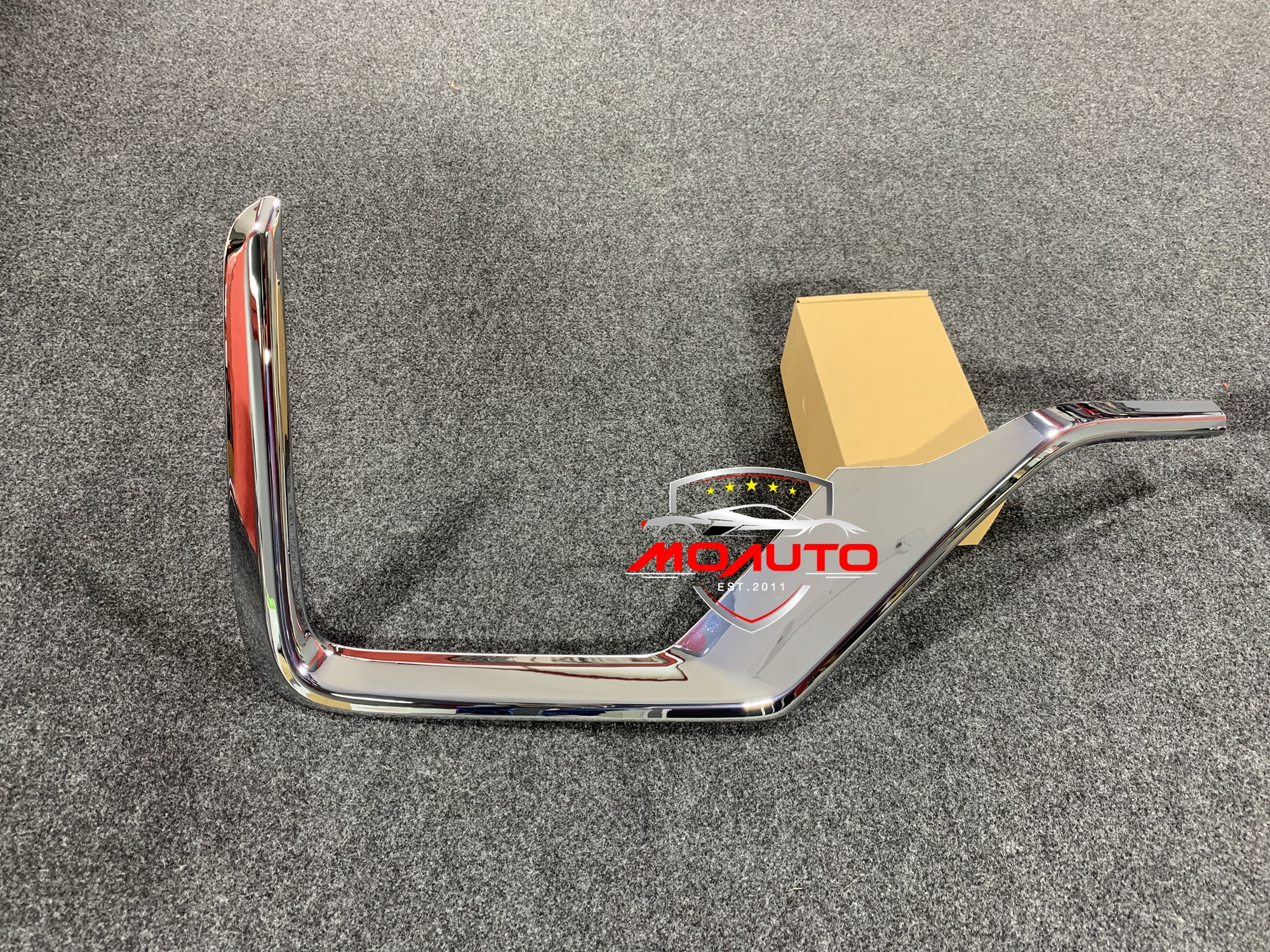 คิ้วกระจังหน้าล่าง CR-V G5 MC 2020