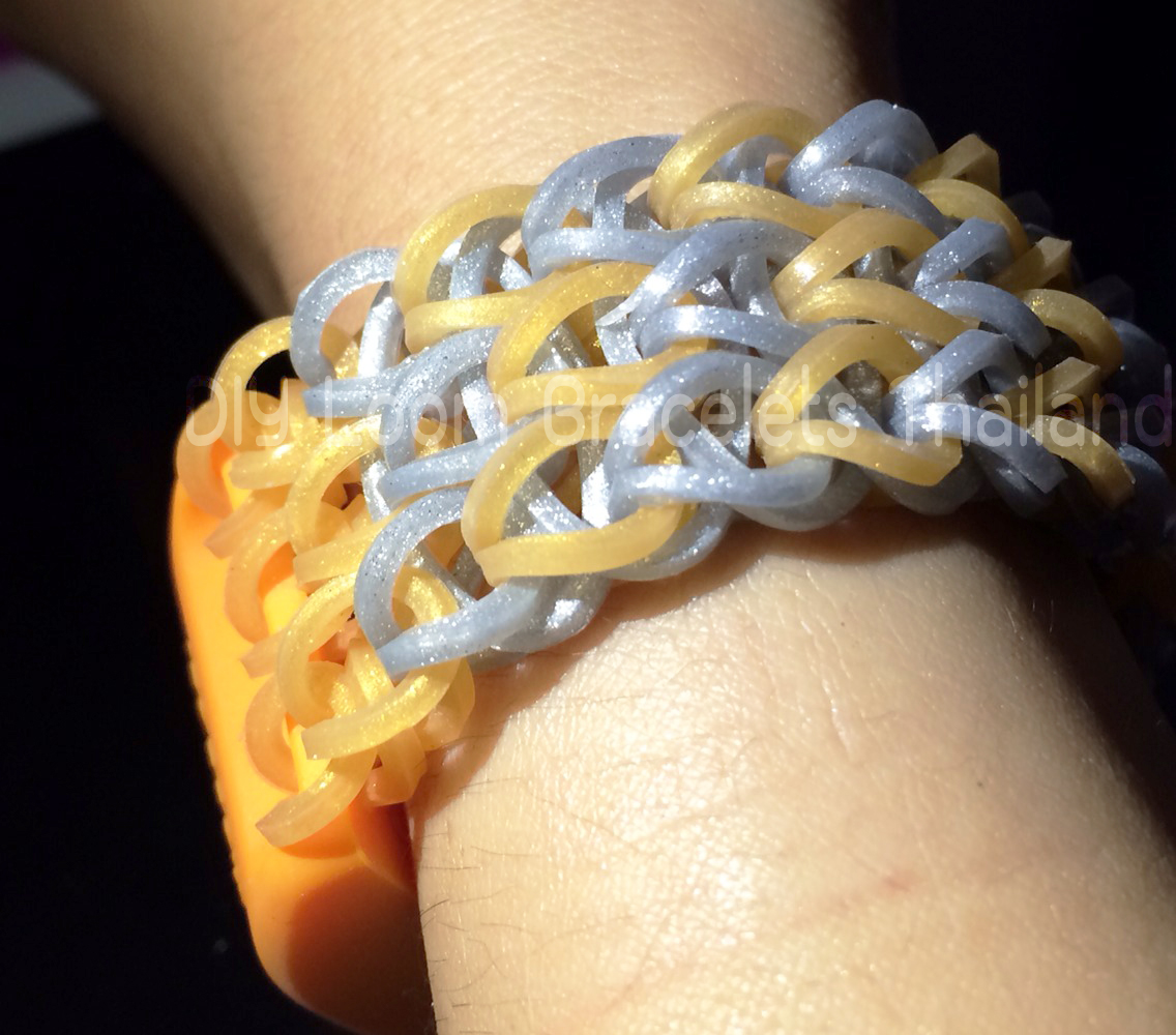 <p> <u>หนังยางถัก</u> <u>กำไลยาง</u><u>loom band</u> จาก <u>DIY Loom Bracelets</u> Thailand ผู้จำหน่าย<u>หนังยาง</u>ถัก <u>Loom bands ขาย</u>รายแรกในเมืองไทย คุณภาพดีที่สุด</p> <p> หนังยางถัก <u>loomband</u>แบบ 100% ซิลิโคน ทำ<u>กำไลยาง</u> <u>ซิลิโคน</u> ทนทาน โดนน้ำ โดนเหงื่อได้ ไม่เปื่อย ไม่ยุ่ยแน่นอนค่า</p> <p> <span style=