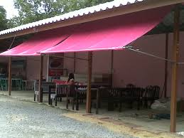 MKP TenT ผ้าใบชักรอก ขนาด กว้าง 1.5m สูง 4m (ไม่รวมเสาค้ำ) ผ้าใบกันสาด ผ้าใบกันฝน ผ้าใบม้วนกันฝน ผ้าใบม้วนกันแดด มีทุกสี ขาว แดง ดำ ชมพู น้ำเงิน ฟ้า เขียว ม่วง ครีม น้ำตาล 1.5m x 4m