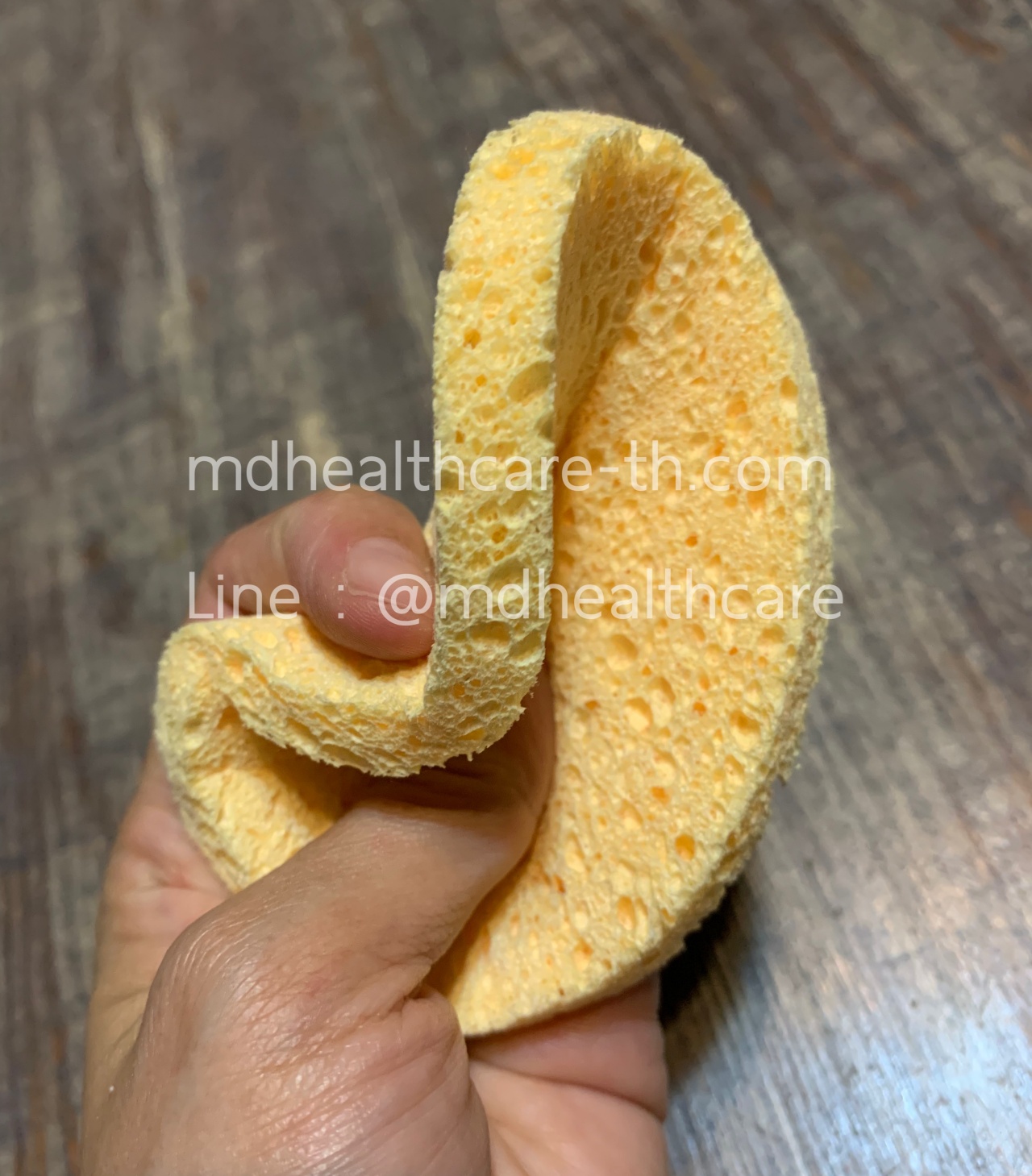 (1ชิ้น)ฟองน้ำล้างหน้า ขัดหน้า ขัดสิวเสี้ยน ขนาด11*8.5cm หนา1cm.